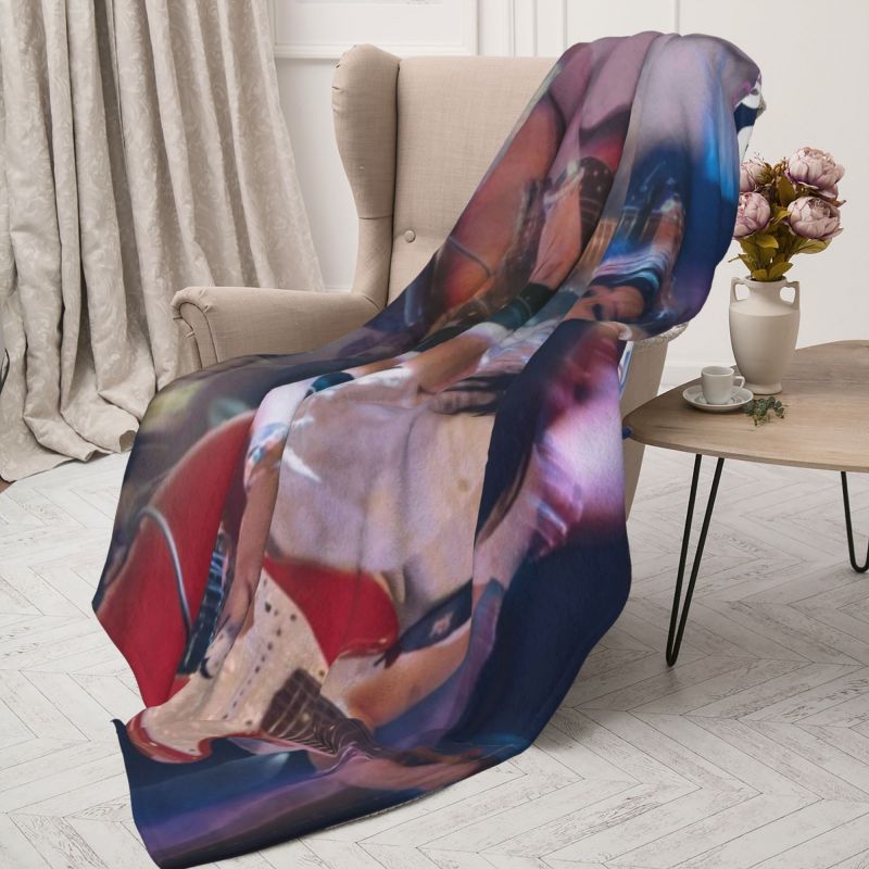 Custom British Singer Beabadoo - Home Office British ulasan dan harga