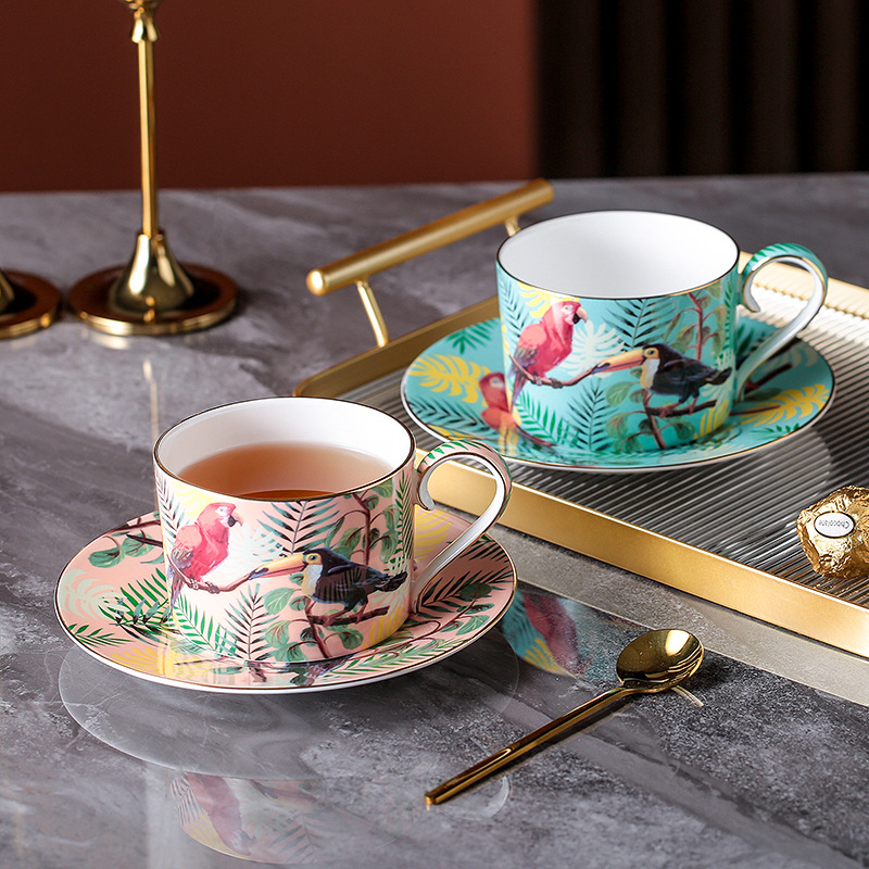 British Jungle Animals Parrot  - Home Office British ulasan dan harga